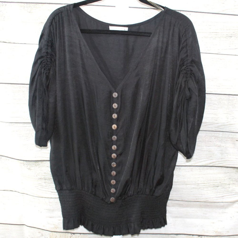 CLAUDIA RICHARD Black Silky Elastic Waist Faux Button Blouse